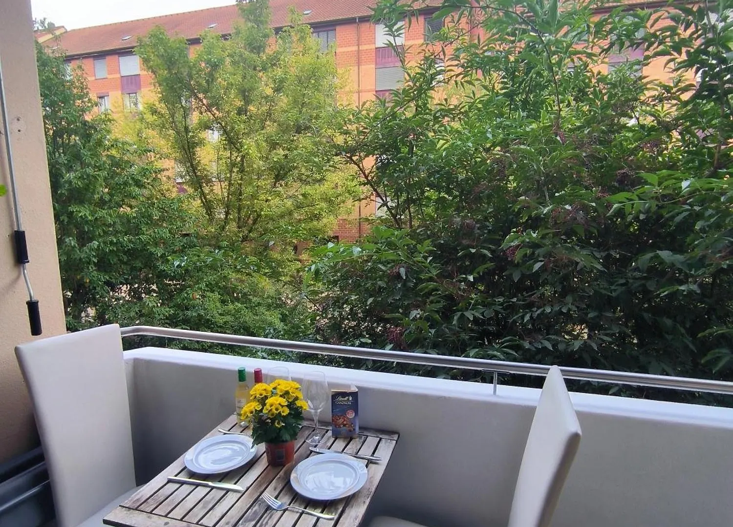 Apartment Cozy Central Home With Balcony Basel