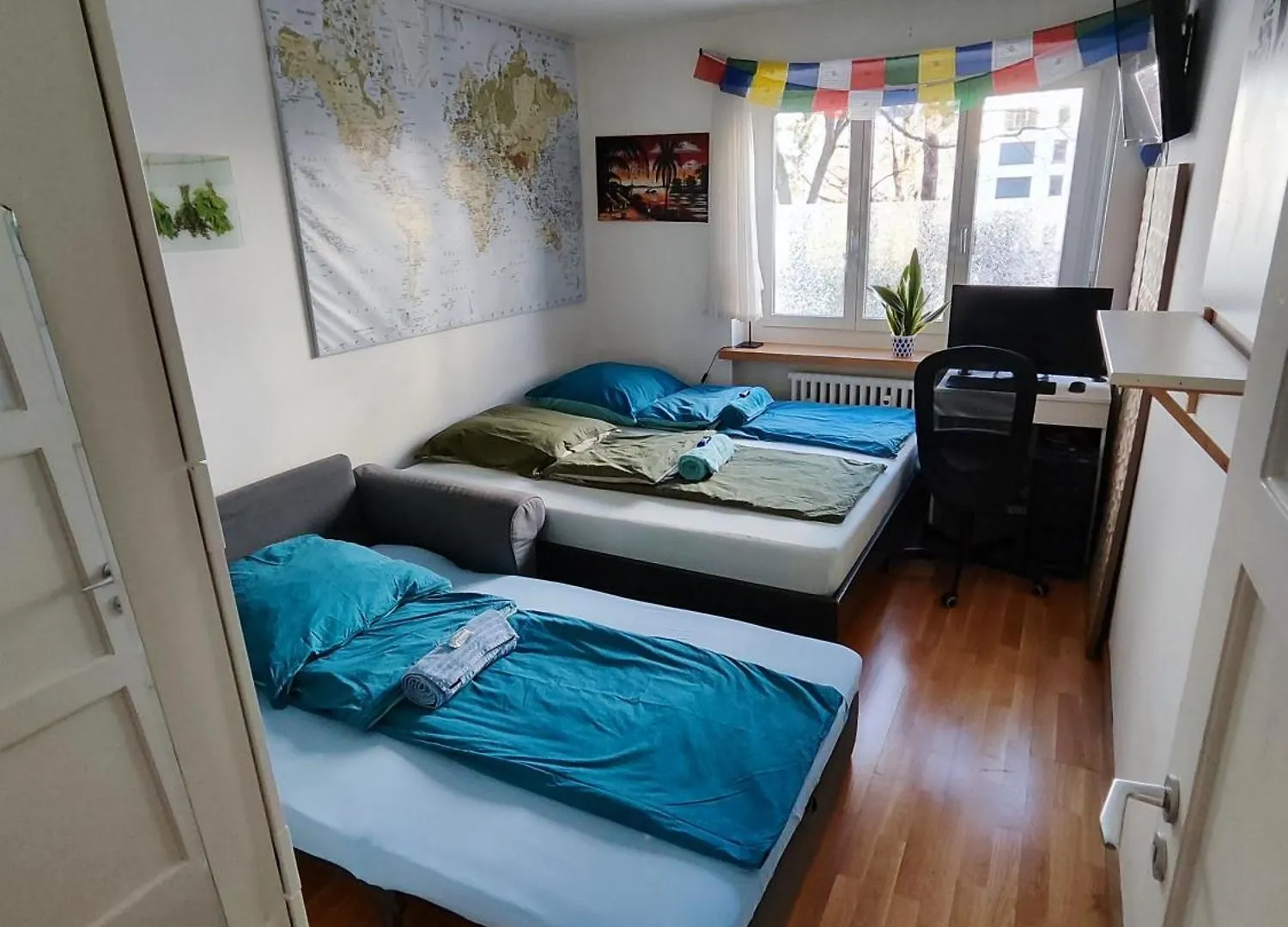 Cozy Central Home With Balcony Basel Switzerland