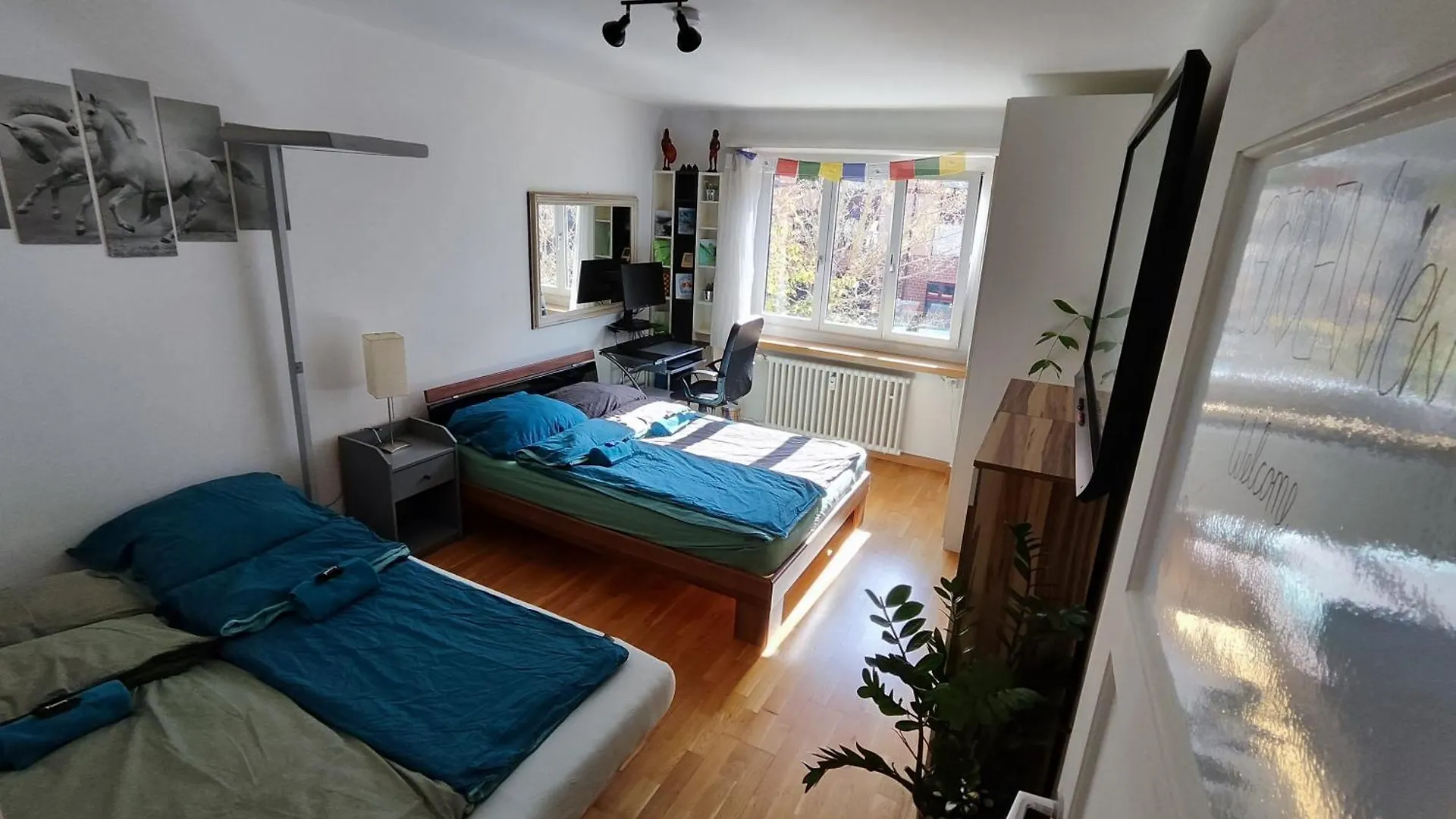 Apartment Cozy Central Home With Balcony Basel