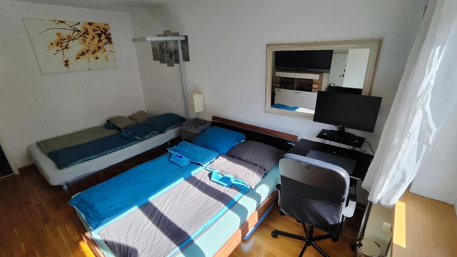 Cozy Central Home With Balcony Basel Switzerland